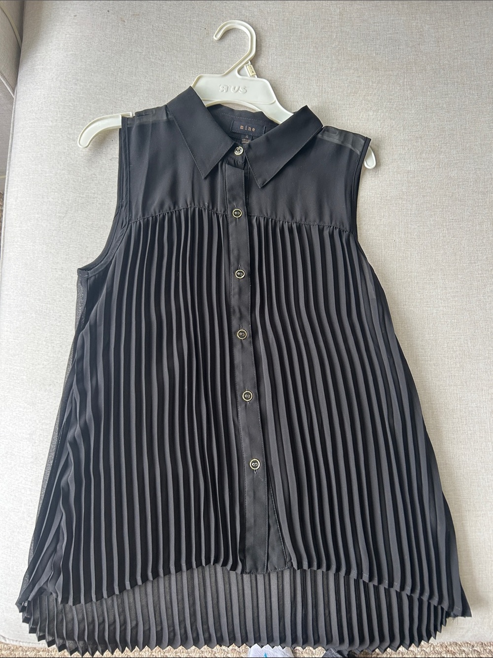 NWT mine pleated black collared blouse